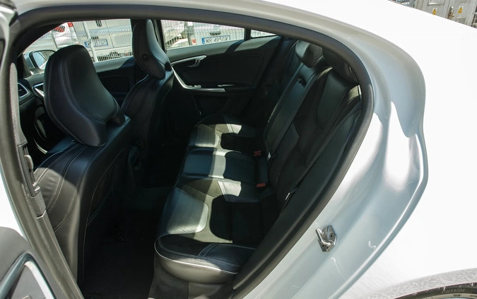 Volvo S60 cena 59900 przebieg: 199000, rok produkcji 2013 z Radom małe 667